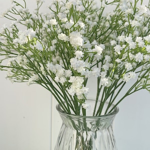 Gypsophila Artificial Flowers With Glass vase, Real Touch Babies Breath Flowers  for Wedding Bridal Party DIY Home Floral Arrangement Decor
