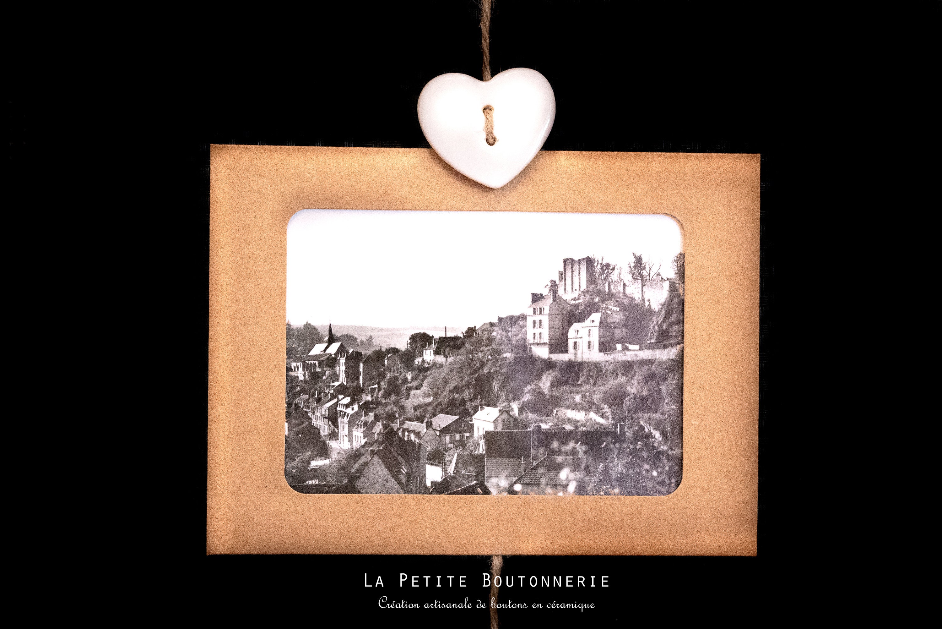 Guirlande à Photos avec Boutons Coeurs et Perle en Céramique/Photo Garland With Ceramic Heart Button