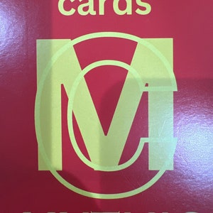 Cartes meme. Collectionnez. Commerce. Combattez.