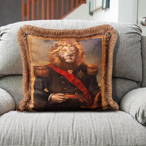 Lion Digital Print Velvet Throw Pillow Cover , Tassel Fringed Velvet Decorative Square Pillow Cover 18x18 inch, Luxury Home Design 45x45 cm