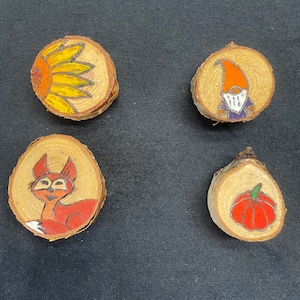 Free hand Wood burnt magnets
