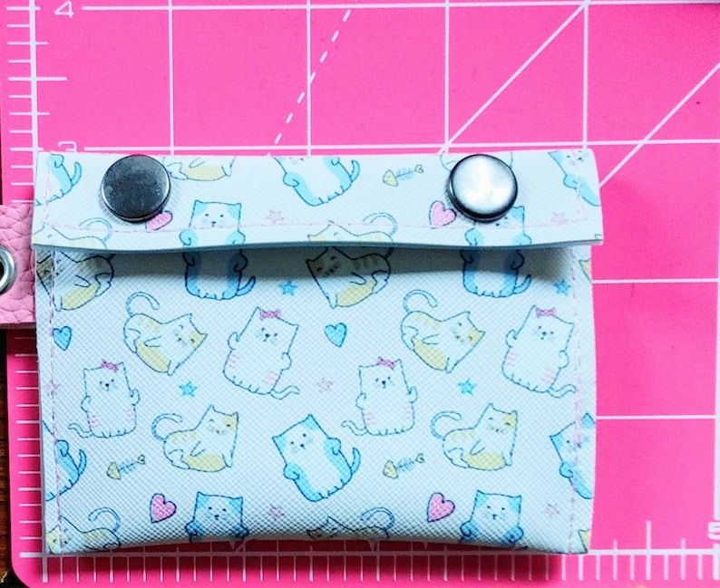 kawaii mittens keychain wallet - measurement