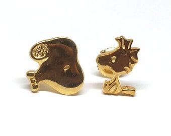 Lovely Cartoon Snoopy With Woodstock Stud Earrings Screw Back in 14K Yellow Gold Plated Sterling Silver Earrings
