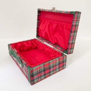 Pleasant Company Molly’s Plaid Suitcase...retired...mint condition