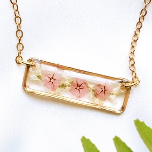 Real flower necklace/Pressed flower necklace/yellow flower necklace/gift for her/Resin flower necklace/real flower jewelry/pink necklace