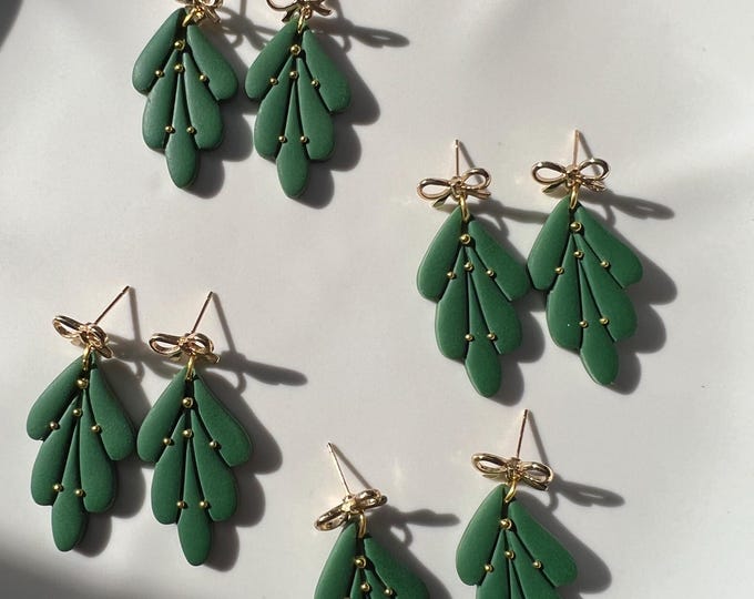 Ebba Irregular English Lock Earring