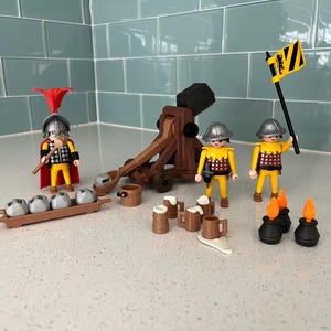 Playmobil 3653 - Lion Knights with Catapult - Complete Set