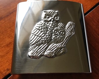 1006YB-E62R Owl flask, 6 Oz, stainless steel