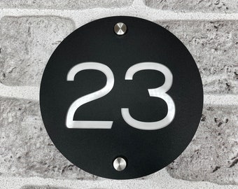 Modern Black Acrylic Round House Number: 3D Floating Door Sign (14,5 x 14,5 cm)