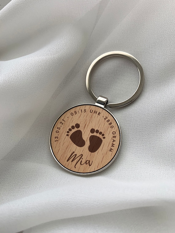 Engraved Wooden Baby Footprint Keychain: Personalized Birth Keepsake