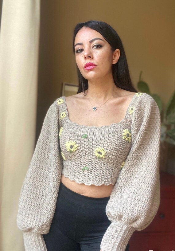 Crochet Flower Monochrome Long Sleeve Top