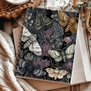 Motten Notizbuch, Apotheker Notizbuch, Gothic Hexe Geschenk, Grimoire Journal,Dunkles Academia Buch, Hexerei Journal,Dunkles Cottagecore Geschenk
