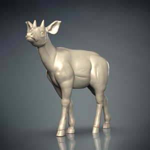 Pode incluir: Um modelo 3D impresso em branco de um mamífero pré-histórico com um único chifre na cabeça. O modelo está em pé sobre uma superfície cinza.
