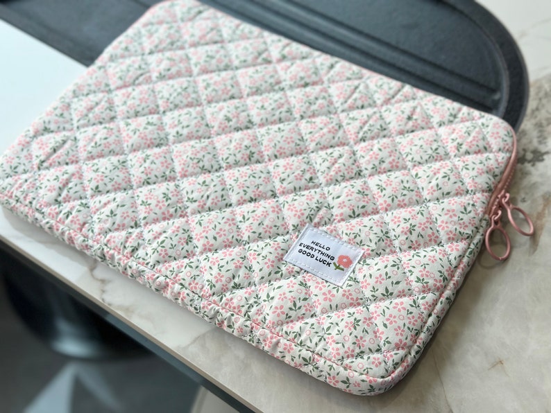 Quilted Pink Floral iPad Pouch,Floral iPad Air Pro Case,Flower iPad Sleeve,iPad Bag,Cute Laptop Sleeve,Laptop Bag zdjęcie 2