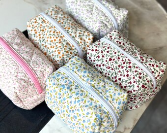 Floral Make Up Toiletries Bag,Quilted Cosmetics Bag,Travel Organizer,Zipper Pouch,Christmas gift