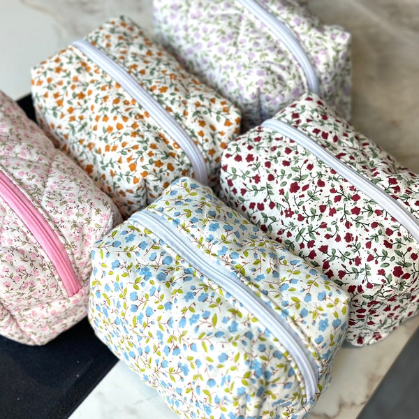 Floral Make Up Toiletries Bag,Quilted Cosmetics Bag,Travel Organizer,Zipper Pouch,Christmas gift