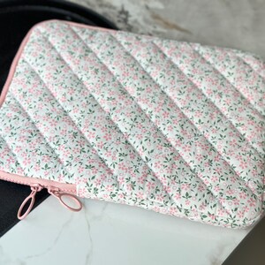Quilted Pink Floral iPad Pouch,Floral iPad Air Pro Case,Flower iPad Sleeve,iPad Bag,Cute Laptop Sleeve,Laptop Bag image 3