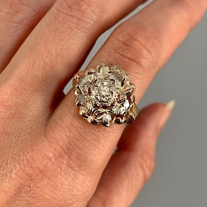 18K Yellow Gold and Diamond Floral Tank Ring