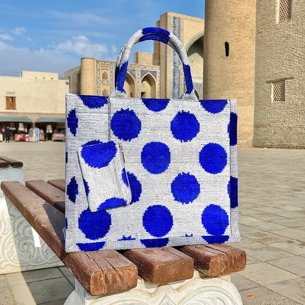 Velvet Ikat Tote Bag, Silk Velvet Ikat Tote Bag, Tote Bag, Fashion Bags, Ikat Bag, Velvet Bag, Ikat Tote bag, Red bag, Hand Made Ikat Tote