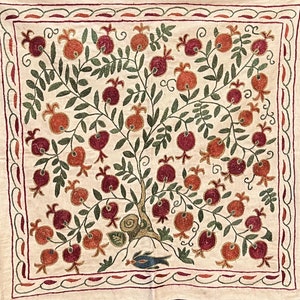 Classic Suzani Throw With Pomegranate Design, Suzani Textile, Red & Blue Suzani, Classic Suzani,Uzbek suzani,Handmade suzani,Suzani Fabrique