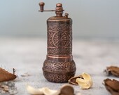 Handmade Pepper Grinder, Antique Copper Salt Coffee Spice Grinder Mill, Housewarming Kitchen Decor, Minimalist Dining Table Accessories,