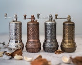 Handmade Pepper Grinder, Salt Coffee Spice Grinder Mill, Housewarming Kitchen Decor for Autumn Winter, Dining Table Accessories, Table Set