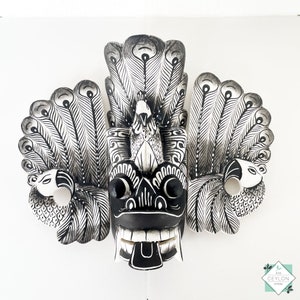Máscara de madeira esculpida à mão, preto e branco, decoração de parede, mayura raksha, máscara de decoração de parede, decoração de casa, pendurar na parede, máscara de madeira vintage