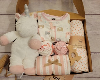 Large ORGANIC Qute  gift box.  Pick the gender - Gender neutral, baby boy or baby girl