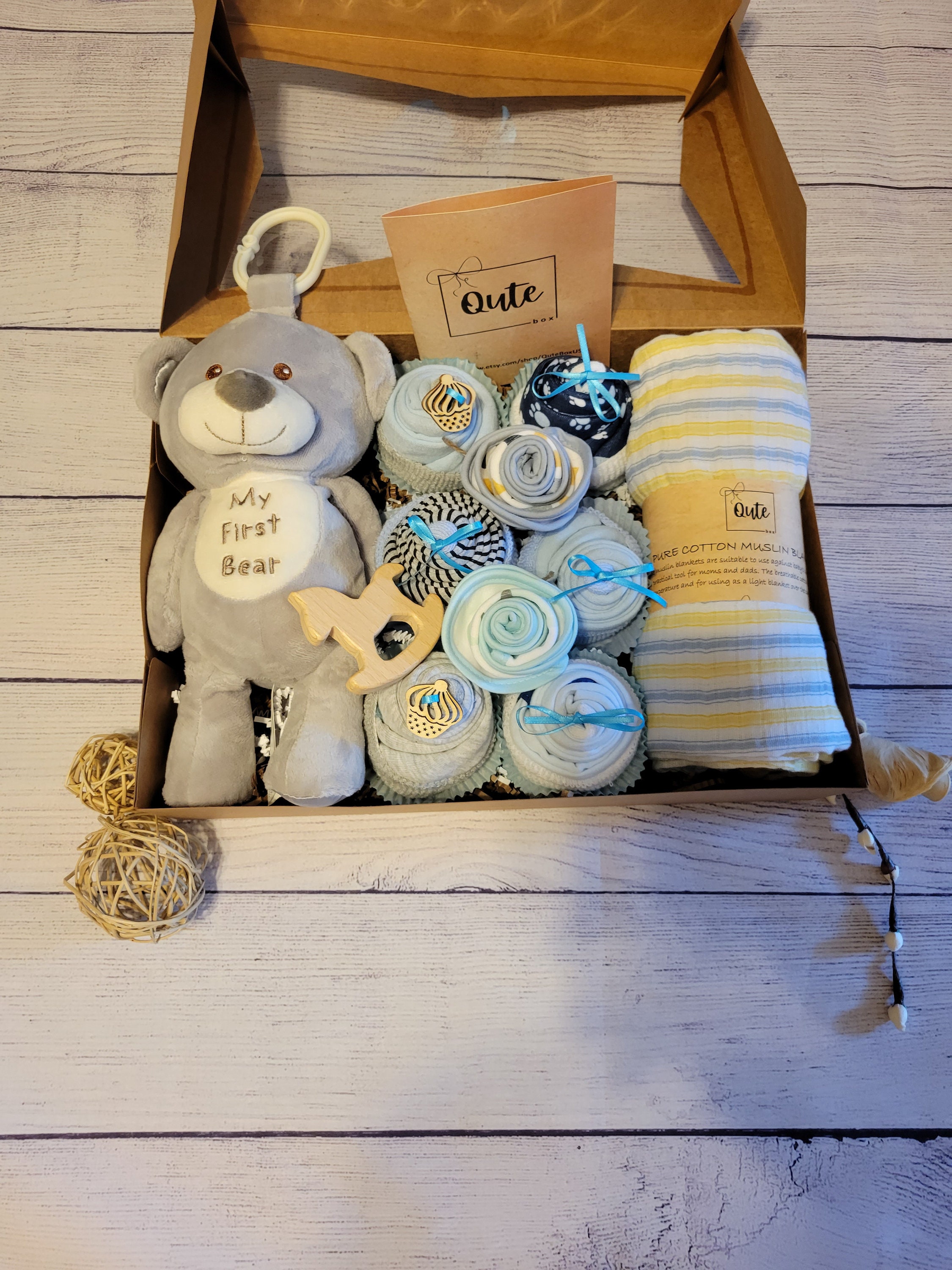 Qute unisex / gender neutral / boy / girl baby gift box 6 Etsy