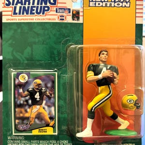 1994 Kenner Starting Lineup Green Bay Packers Brett Favre NFL Figure and Card.