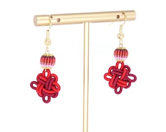 Pendientes de nudo chino