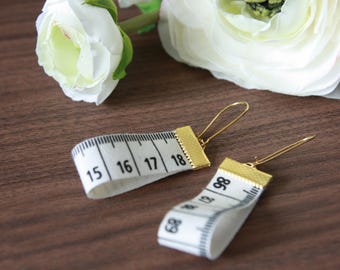 Pendientes, collares y gargantillas de tela con cinta métrica, joyería con cinta métrica