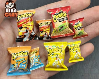 Dollhouse Miniatures Party Size Chip Bags Miniature Snacks Realistic Mini Snack Food Models Handmade for DIYDolls 1:12 and 1 6 Scale Code 06