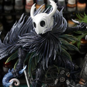 Knight : Handbemalte 25 cm lange Sammlerstatue | Keine Zusatzkosten - Zölle sind bereits abgedeckt