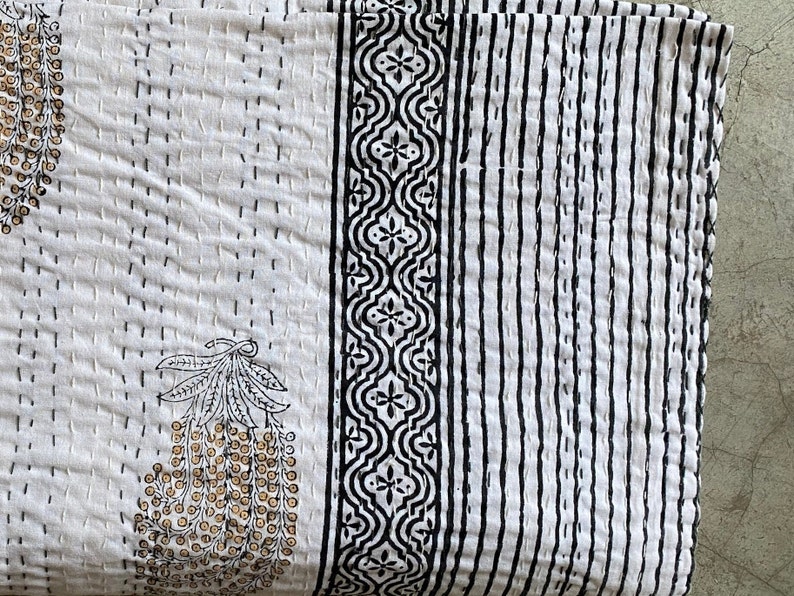 Indian Handmade Kantha Quilt/queen Size Cotton Bedspreads/handblock Print Floral Bed Cover