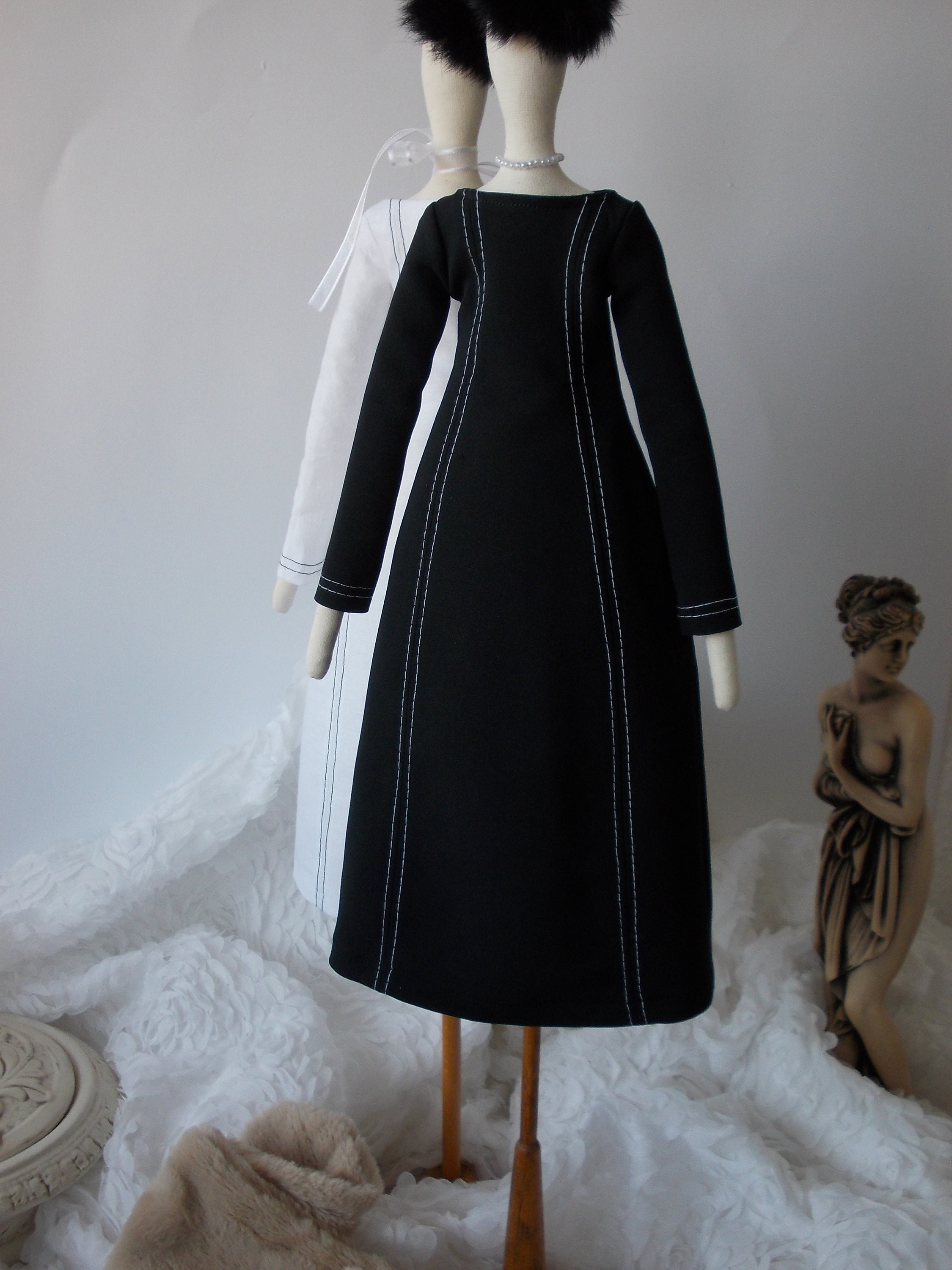 PDF sewing pattern and tutorial for Little Black dress for - Etsy België