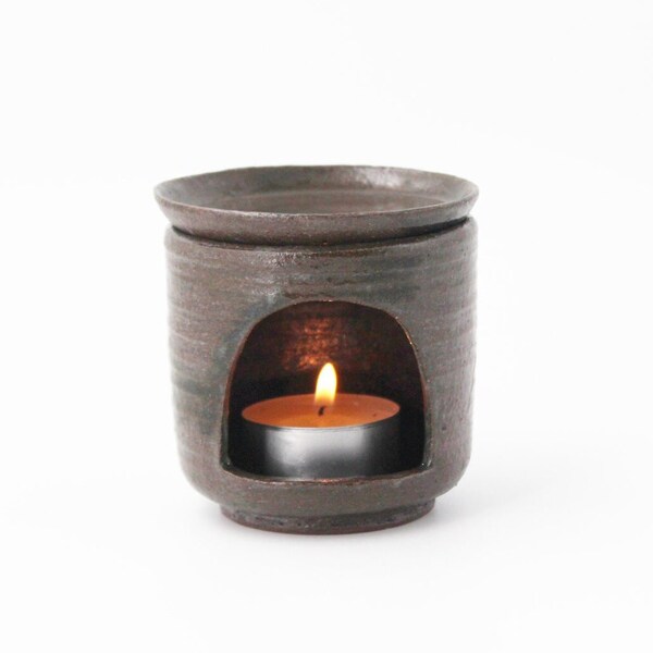 Ceramic oil burner