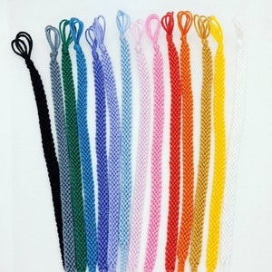 Single-color Brazilian bracelet