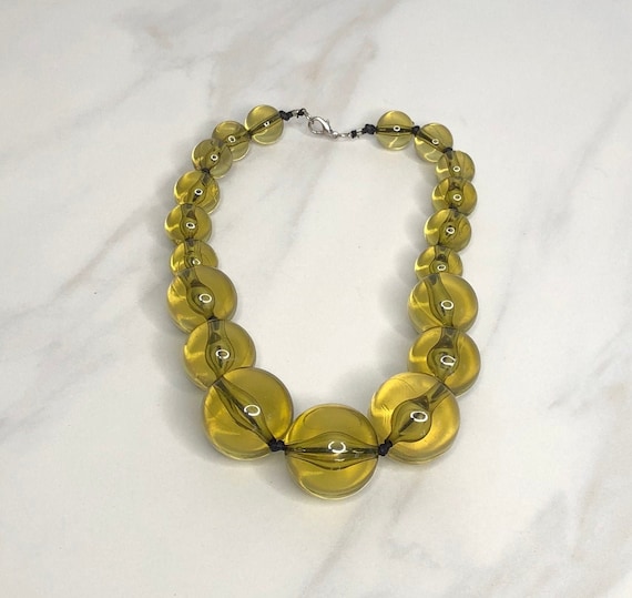 Vintage 40's Bakelite Green Resin Graduated Bead N