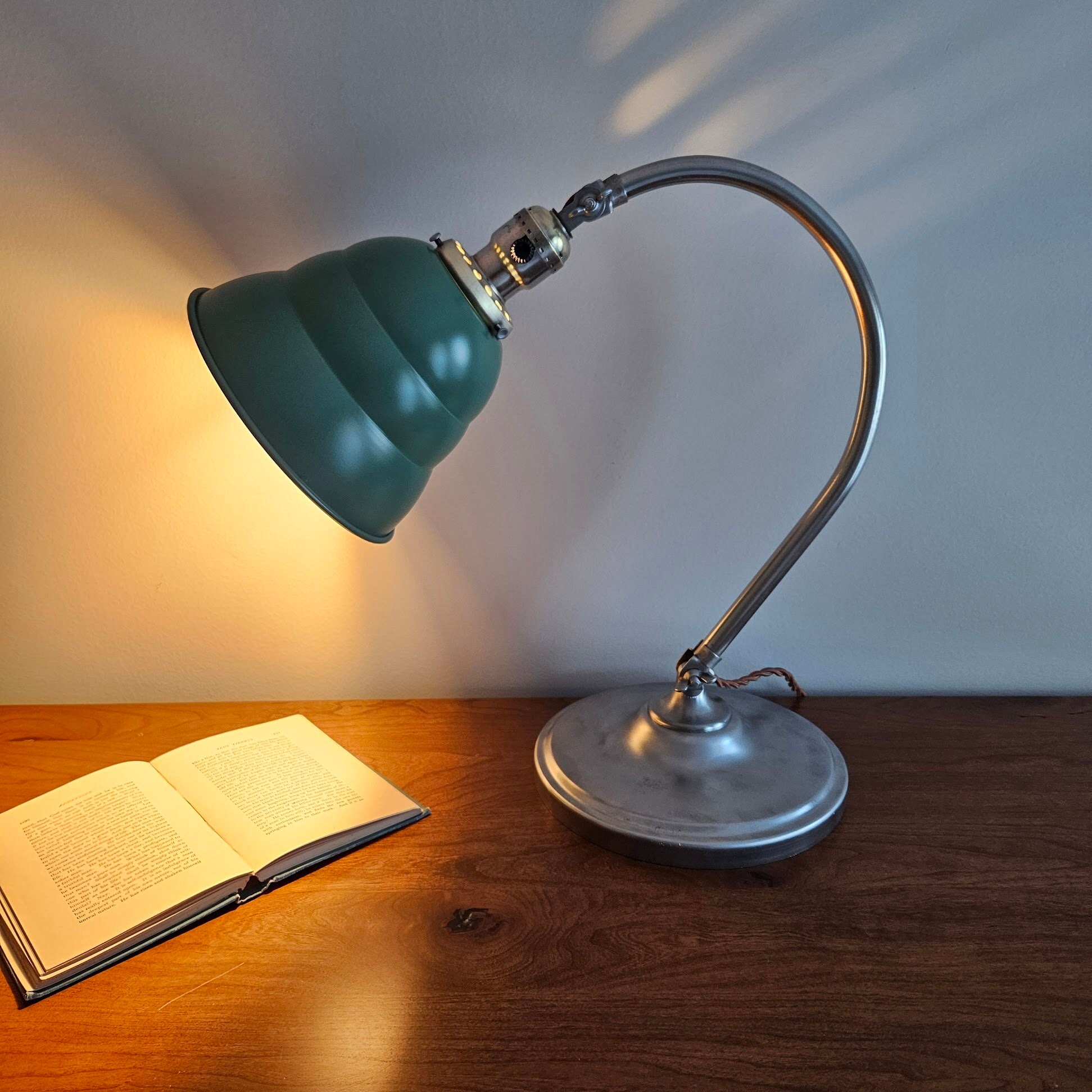 Vintage Industrial Desk Lamp. Antique Industrial Lamp. Steampunk Desk