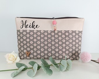 Trousse de toilette rétro personnalisée pour femme avec fleurs et simili cuir avec poches intérieures