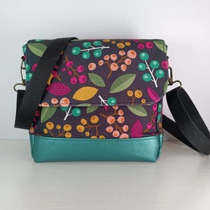 Pink grüne Blumen Crossbody Bag für Damen mit Innenfächern, Tasche mit Schultergurt punk grün; #CBB02