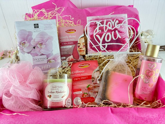 Women Gift Box Beauty Valentine's Day Mother's Day Heart Pink