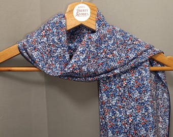 Liberty silk scarf, crepe de chine, Wiltshire Bud blue