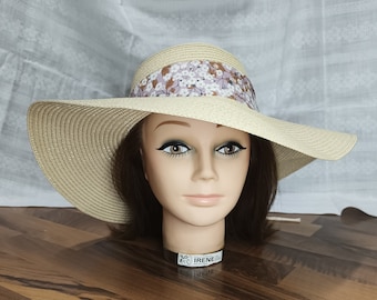 Chapeaux