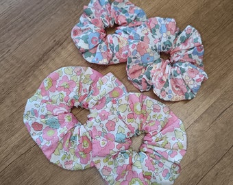 Duo of Liberty scrunchies small model limited edition