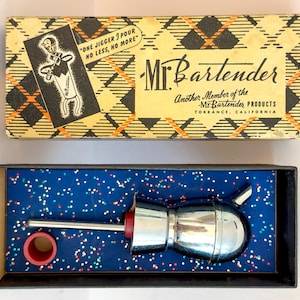 MR. BARTENDER character Vintage Chrome Jigger Pourer 1950s Cocktail Mid Century NIB