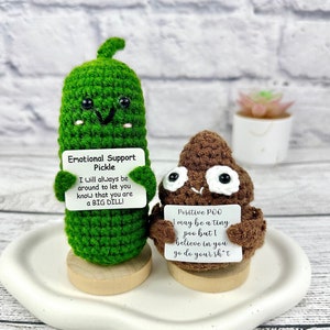 Funny Emotional Support Pickle Gift with Stand, Cute Crochet Positive Potato, Send a Hug, Cheer Up Gift, Thinking of You Gift, Positive Poo