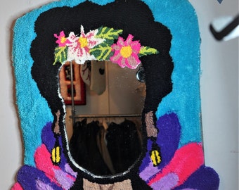 Espejo de alfombra Frida