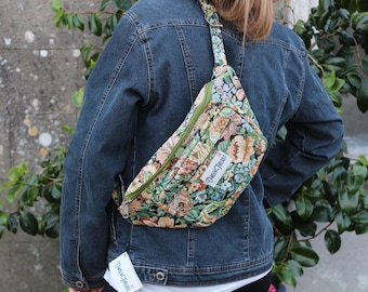 Riñonera de tapicería floral, tamaño mediano-grande, forrada de algodón, 'Belfast'.